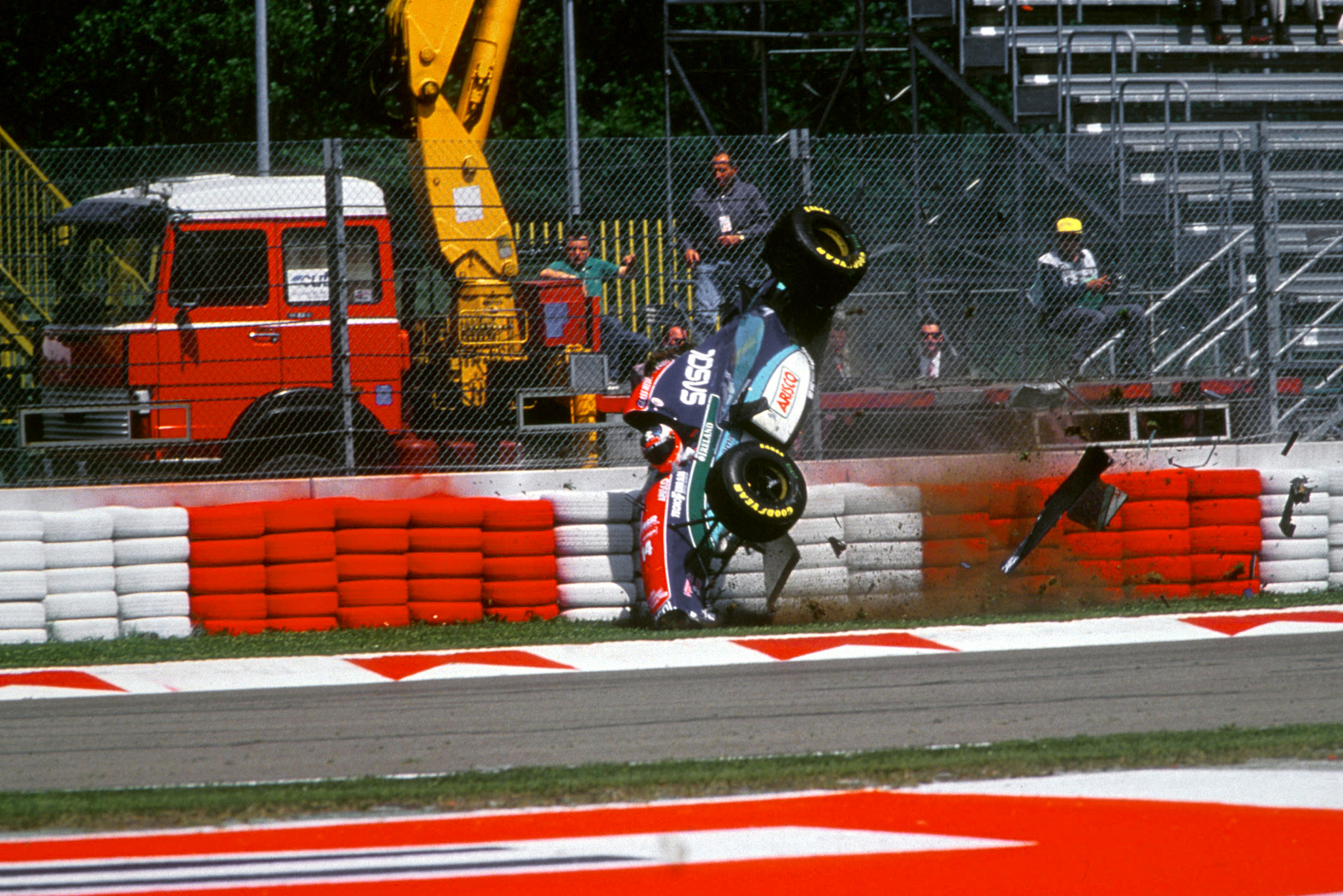 R Barrichello Crash