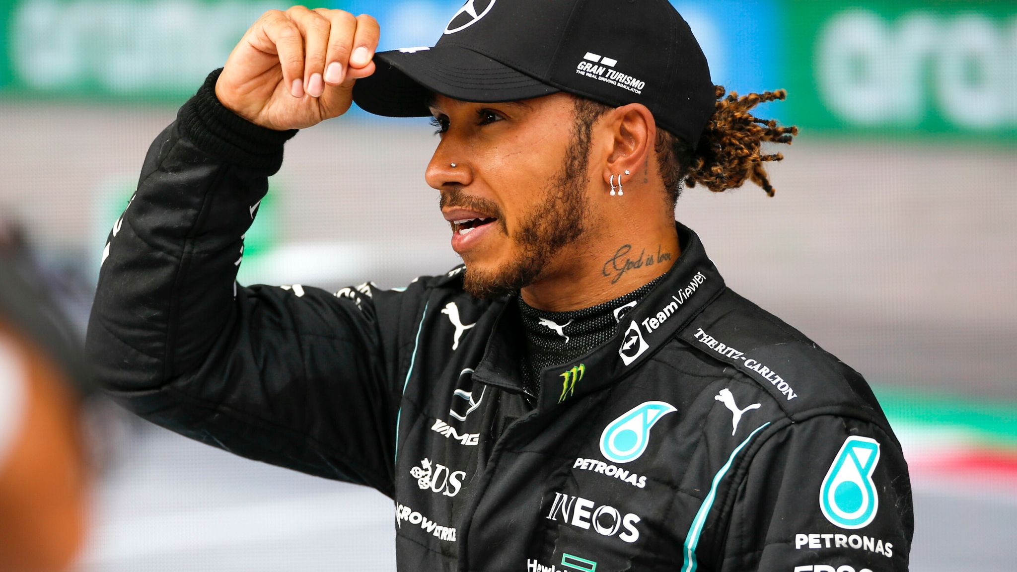 Lewis Hamilton signs two-year deal with Mercedes